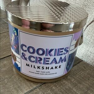 Bath & Body Works Cookies & Cream Candle